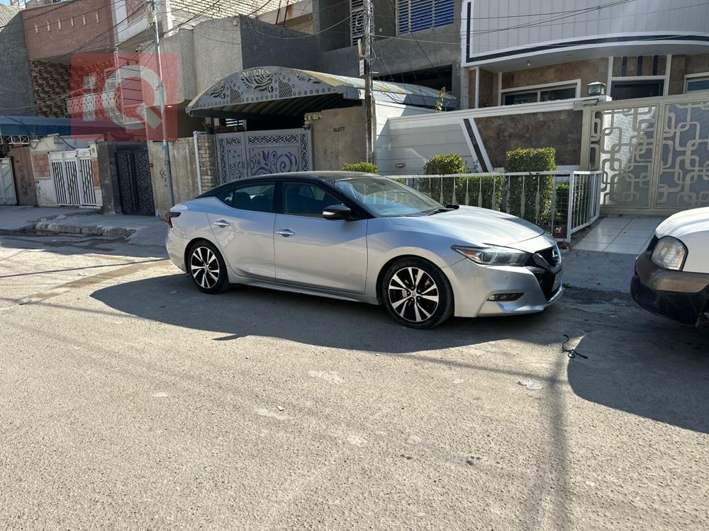 نیسان مەگزیما